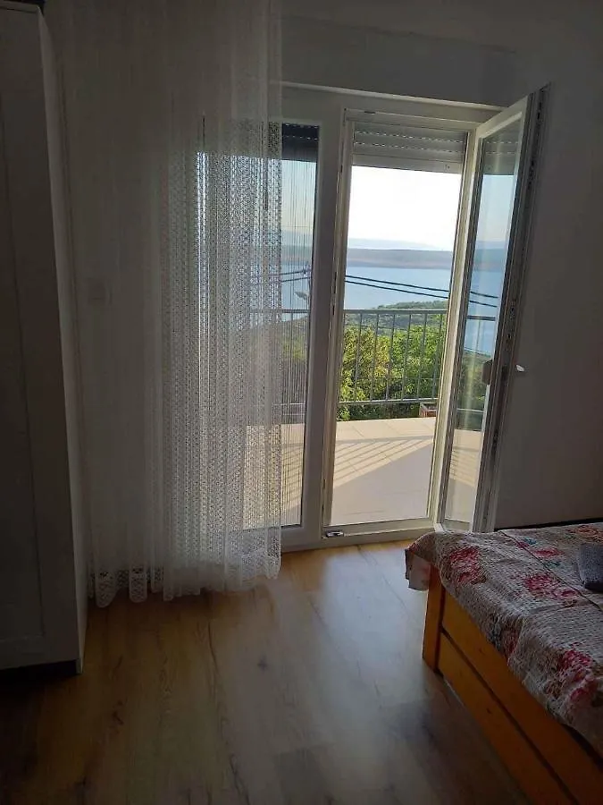 Apartment In Dramalj 42941
