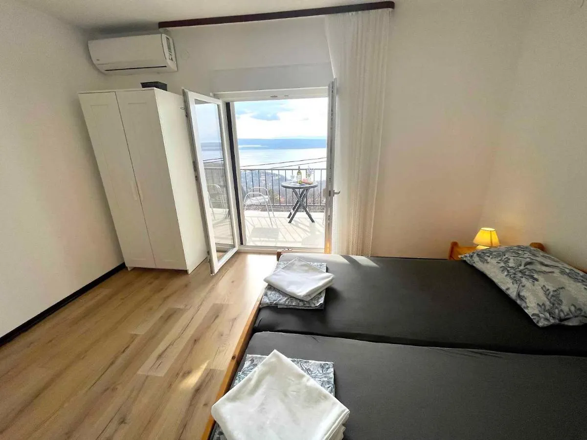 Apartment In Dramalj 42941